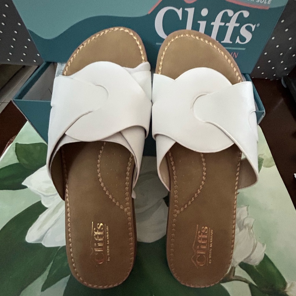 Cliffs Fortunate Slide Sandals, 9